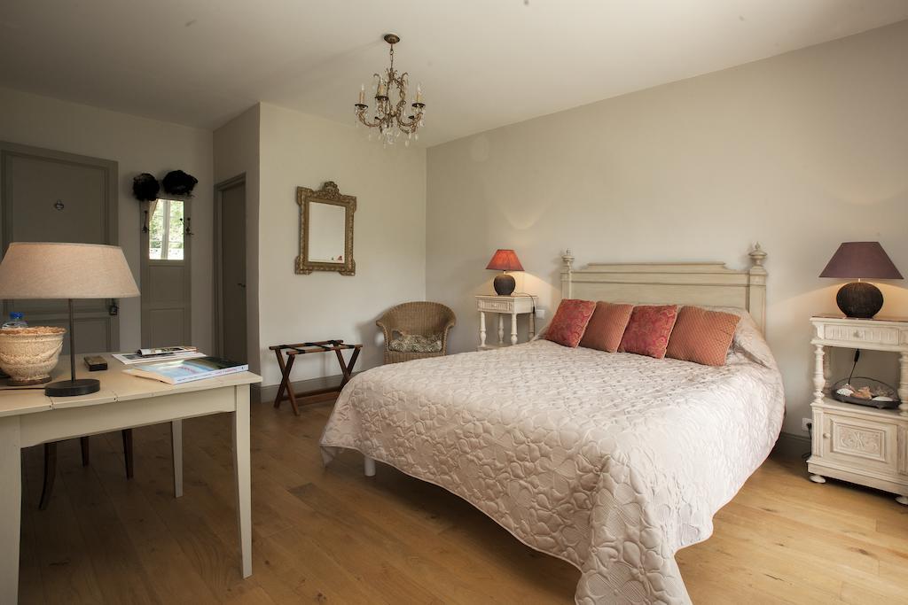Maison D'Hotes De Charme Les Bruhasses Condom Kamer foto